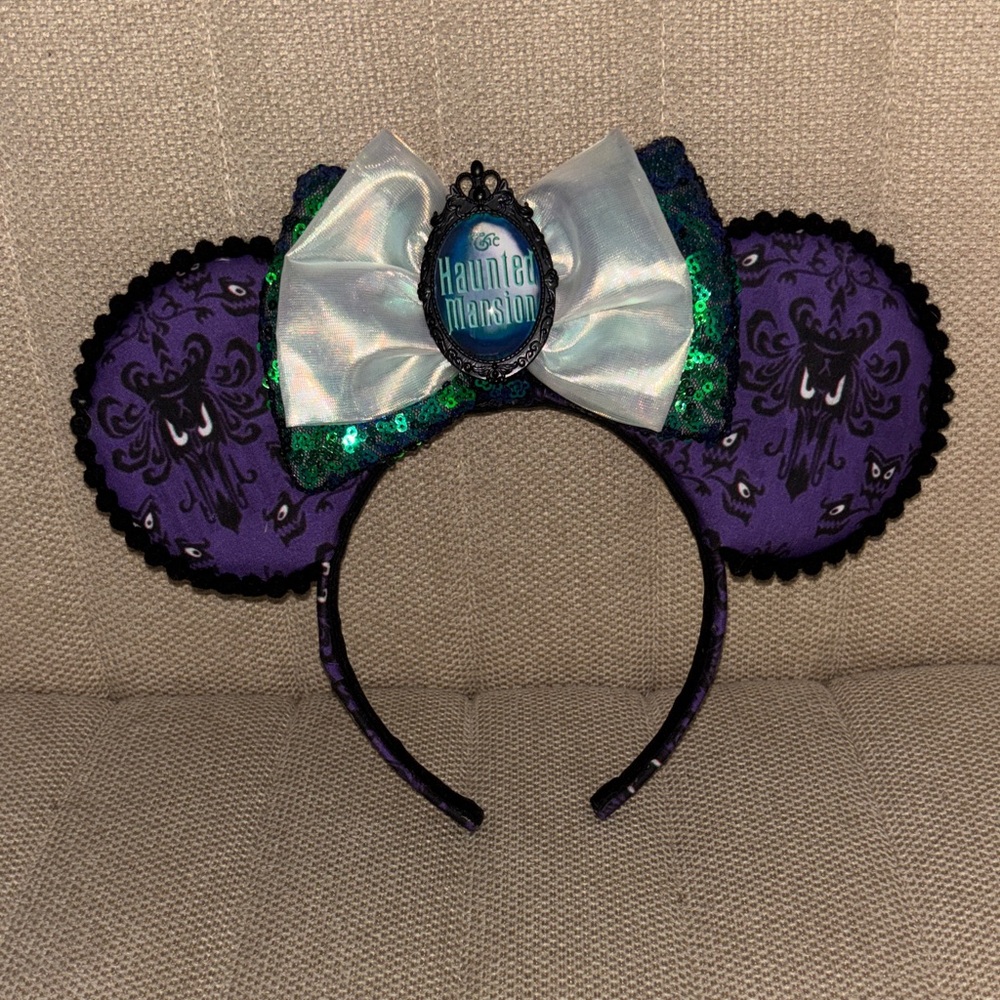 Purple Kids Ear Headband with Iridescent Bow